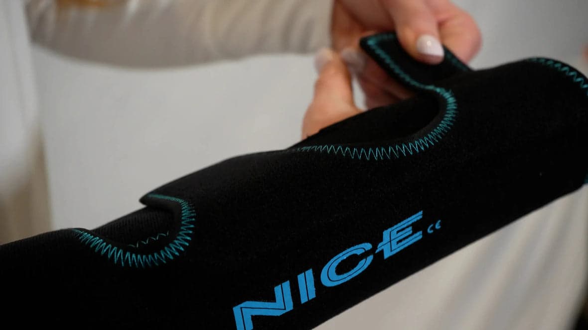 NICE1 hand and wrist therapy wrap